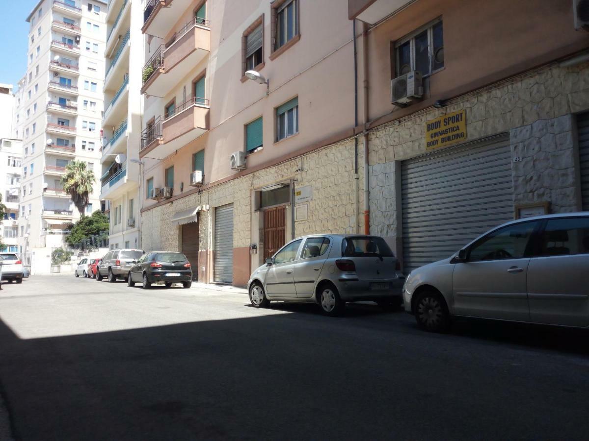 Ajana Rooms By Accomodo Cagliari Dış mekan fotoğraf